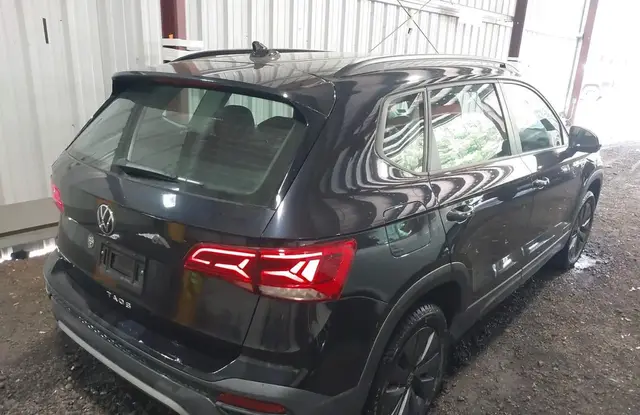 VOLKSWAGEN TAOS S 2022
