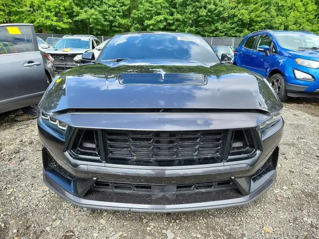 FORD MUSTANG GT 2024