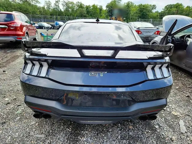 FORD MUSTANG GT 2024
