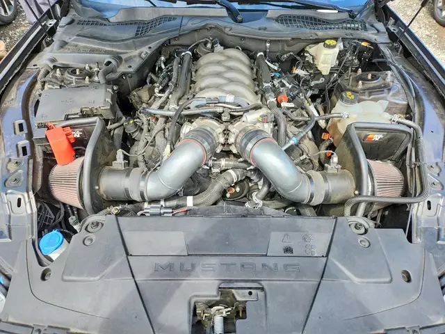 FORD MUSTANG GT 2024