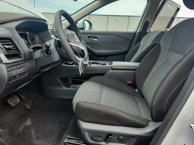 NISSAN ROGUE SV 2023