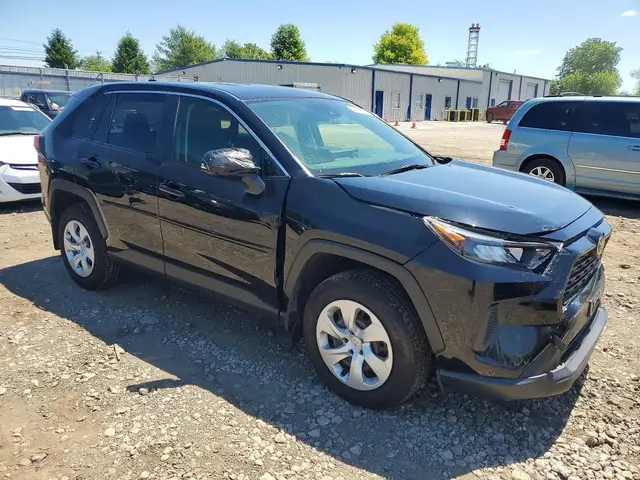 TOYOTA RAV4 LE 2022