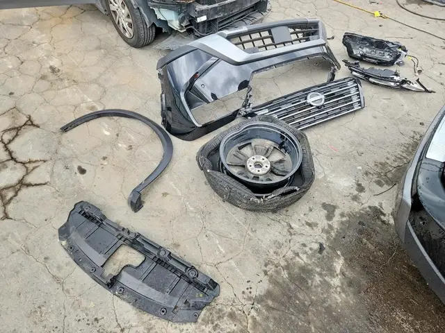 NISSAN ROGUE SL 2025
