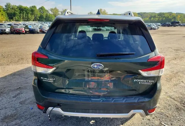SUBARU FORESTER TOURING 2023