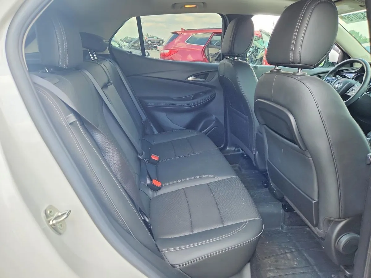 BUICK ENCORE ESSENCE 2022
