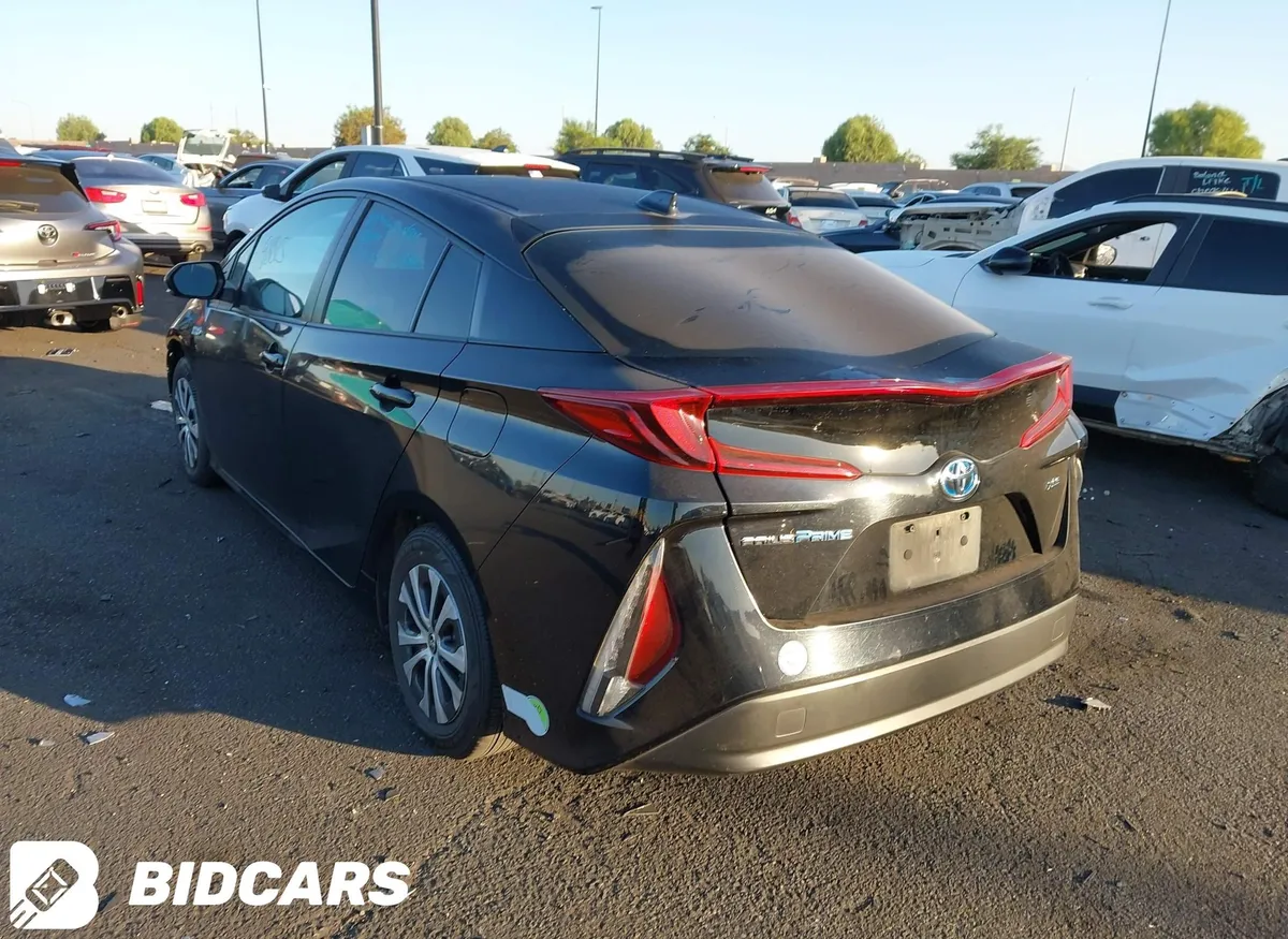 TOYOTA PRIUS 2022