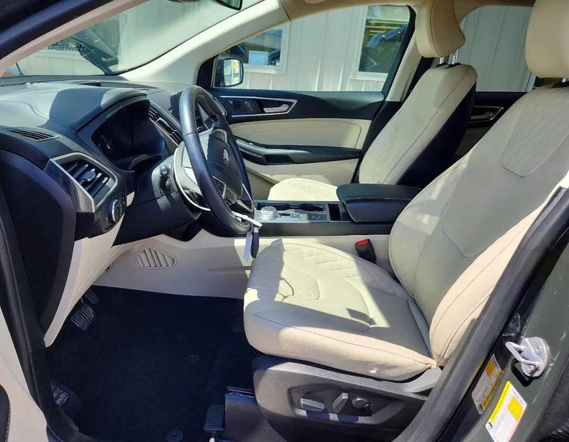 FORD EDGE TITANIUM AWD 2023