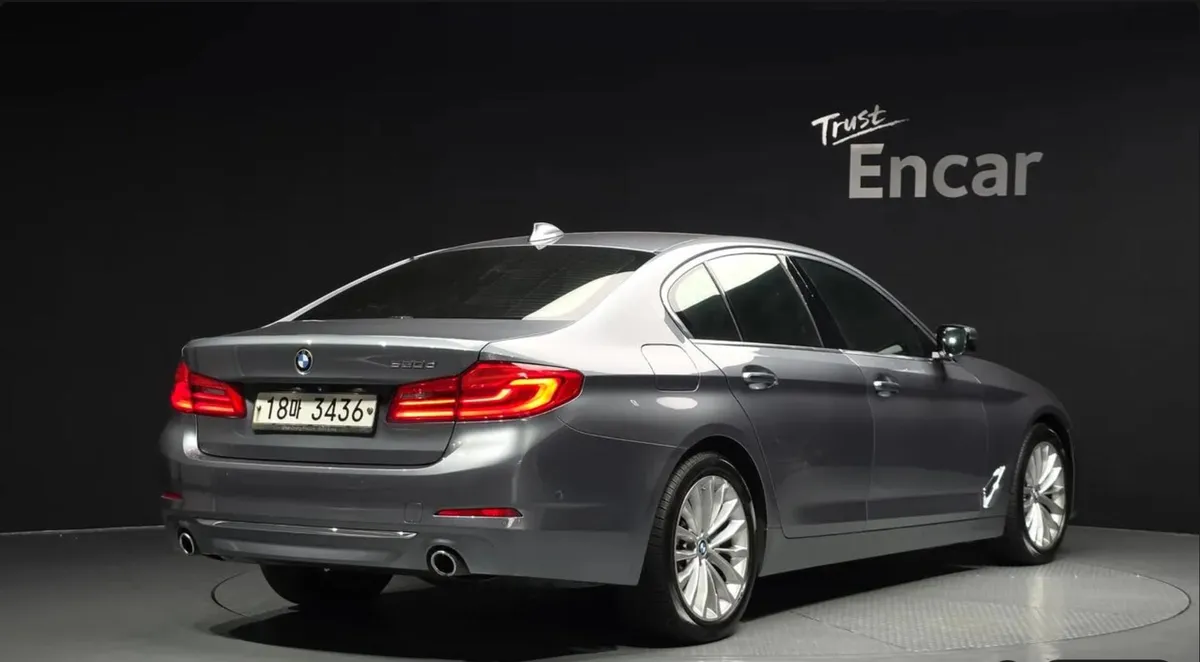 BMW 5 SERIES LUXURY 2018