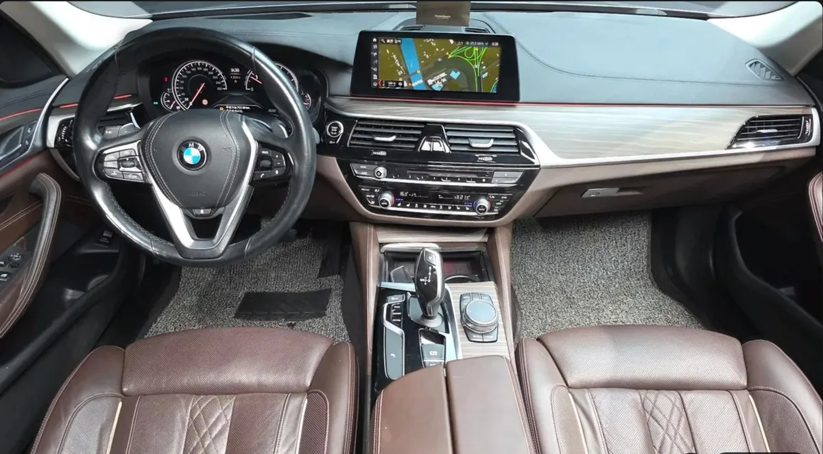 BMW 5 SERIES LUXURY 2018