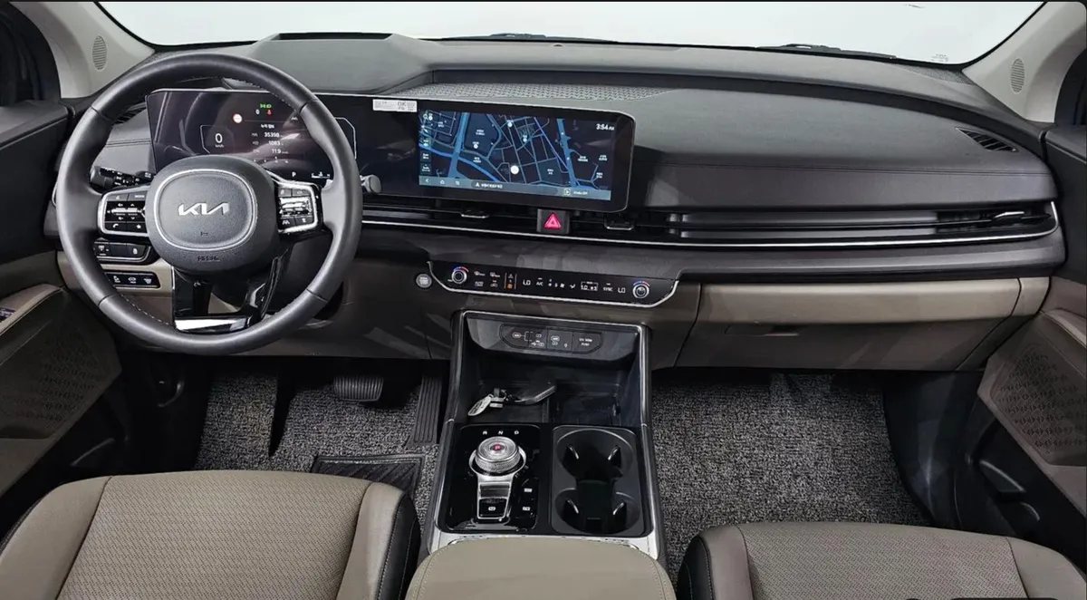KIA CARNIVAL NOBLESSE 2024