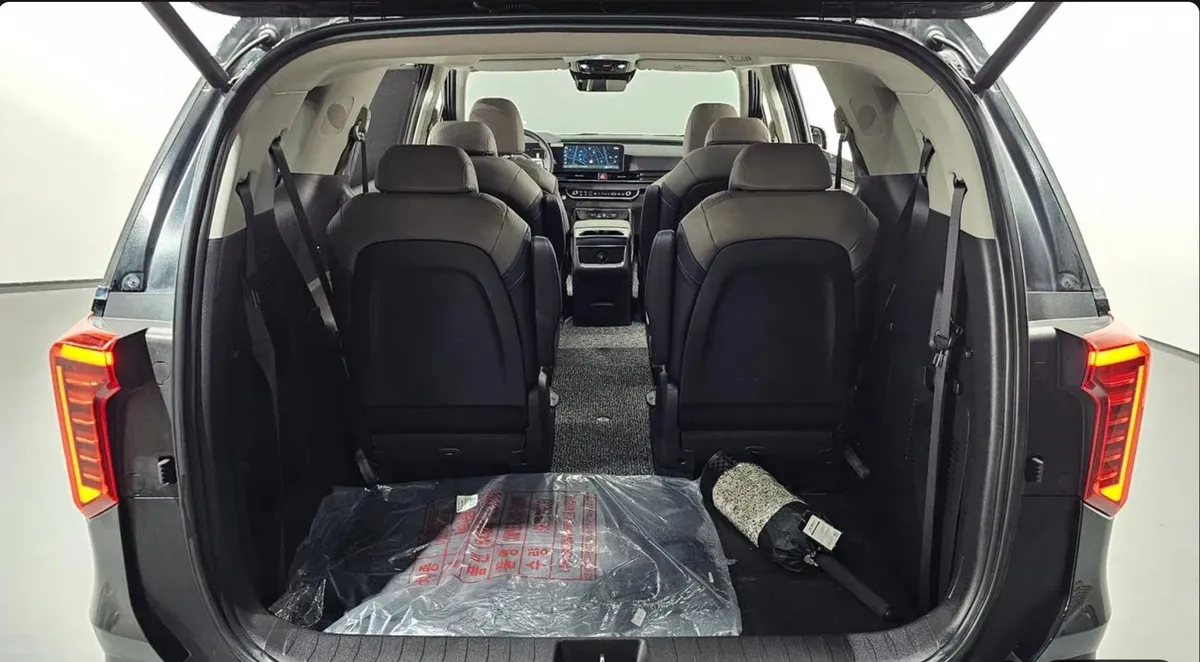 KIA CARNIVAL NOBLESSE 2024