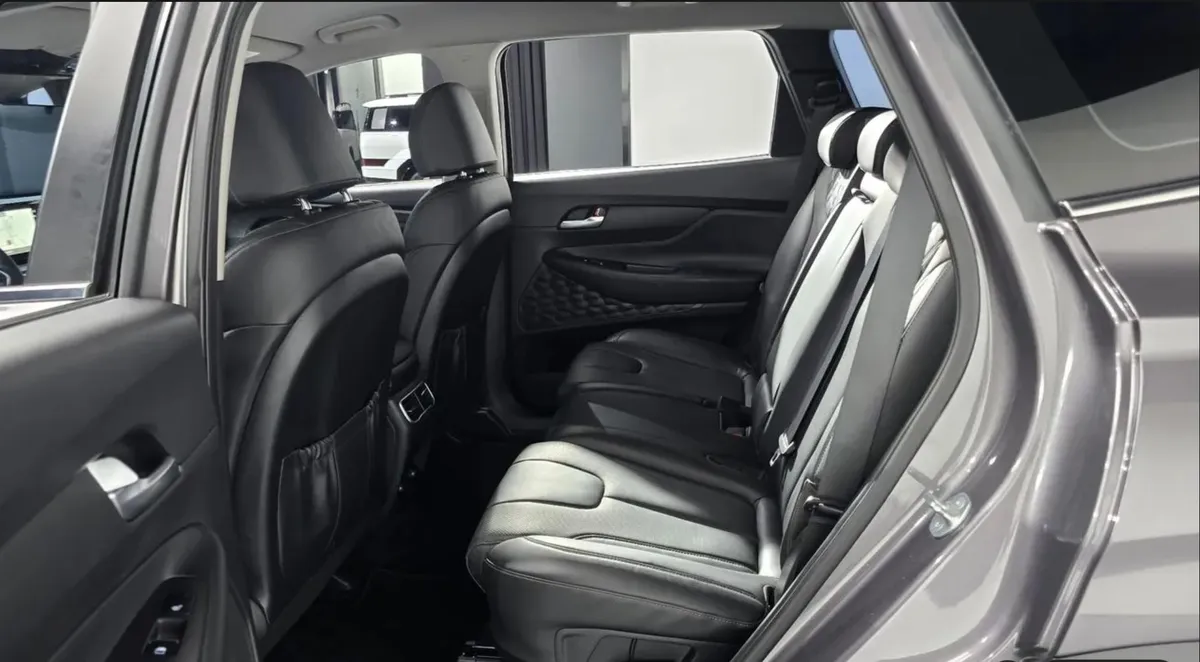 HYUNDAI SANTA FE 4WD 2023