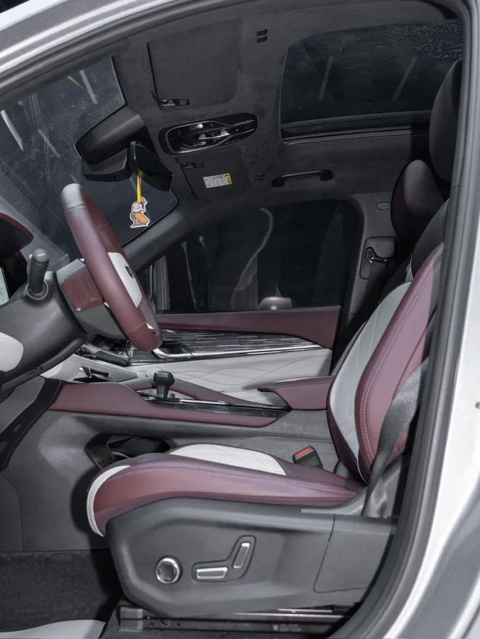GEELY XINGYUE L 2022