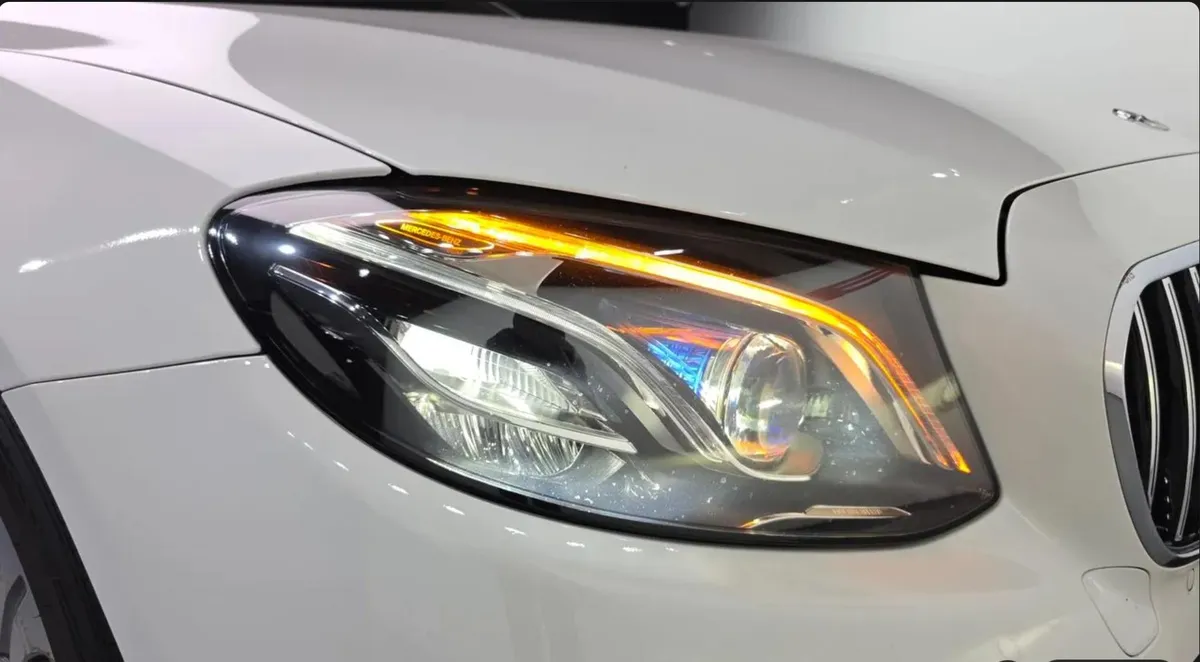 MERCEDES-BENZ W213 E220D AVANTGARDE 2019