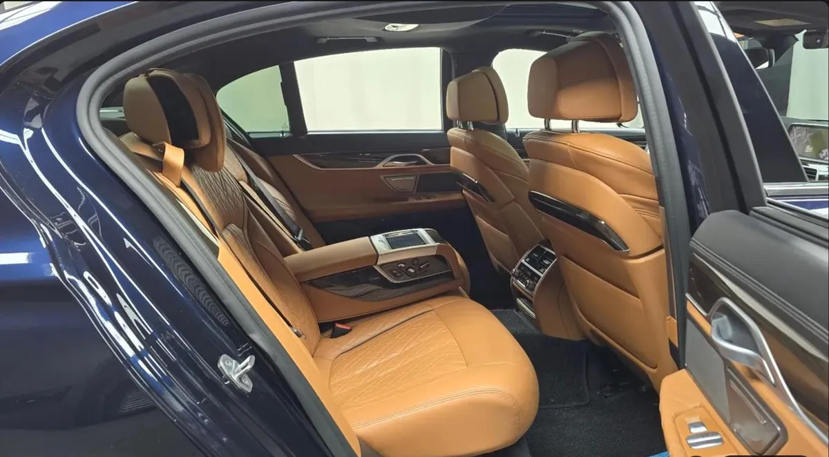 BMW 7 SERIES 2020