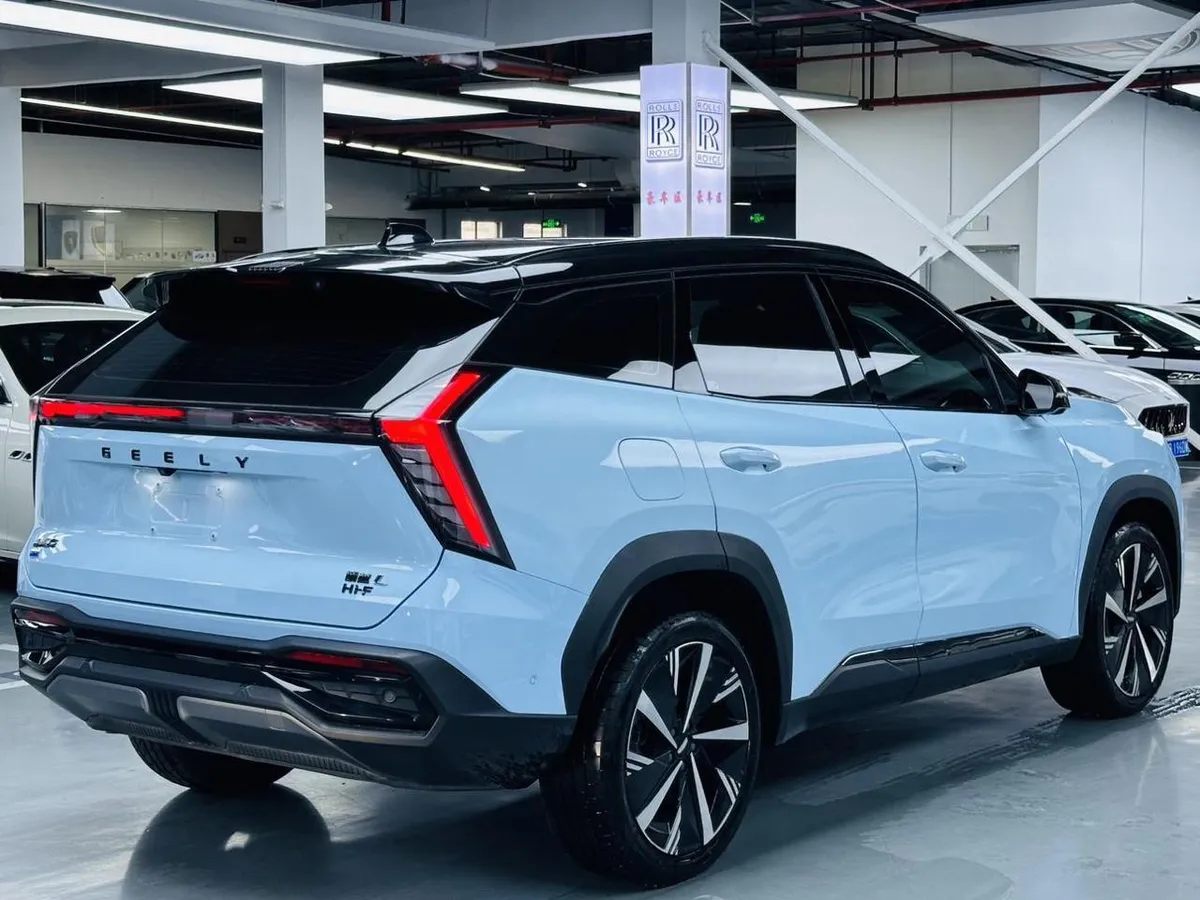 GEELY BOYUE L 2023