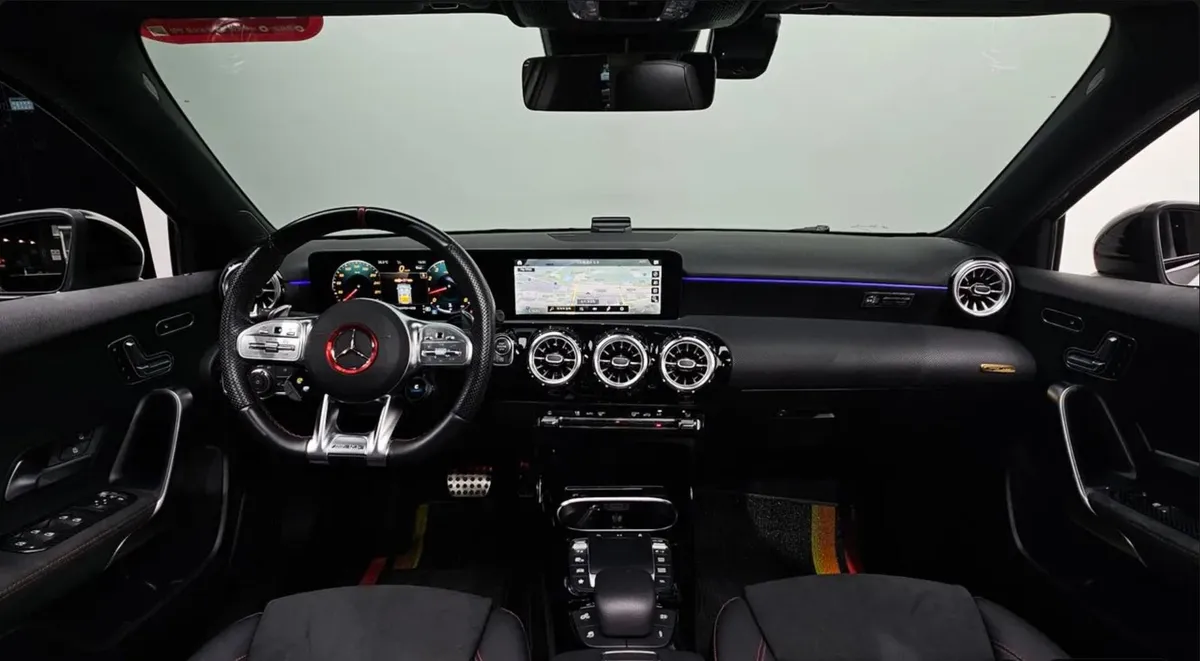 MERCEDES-BENZ W177 AMG A45 2022
