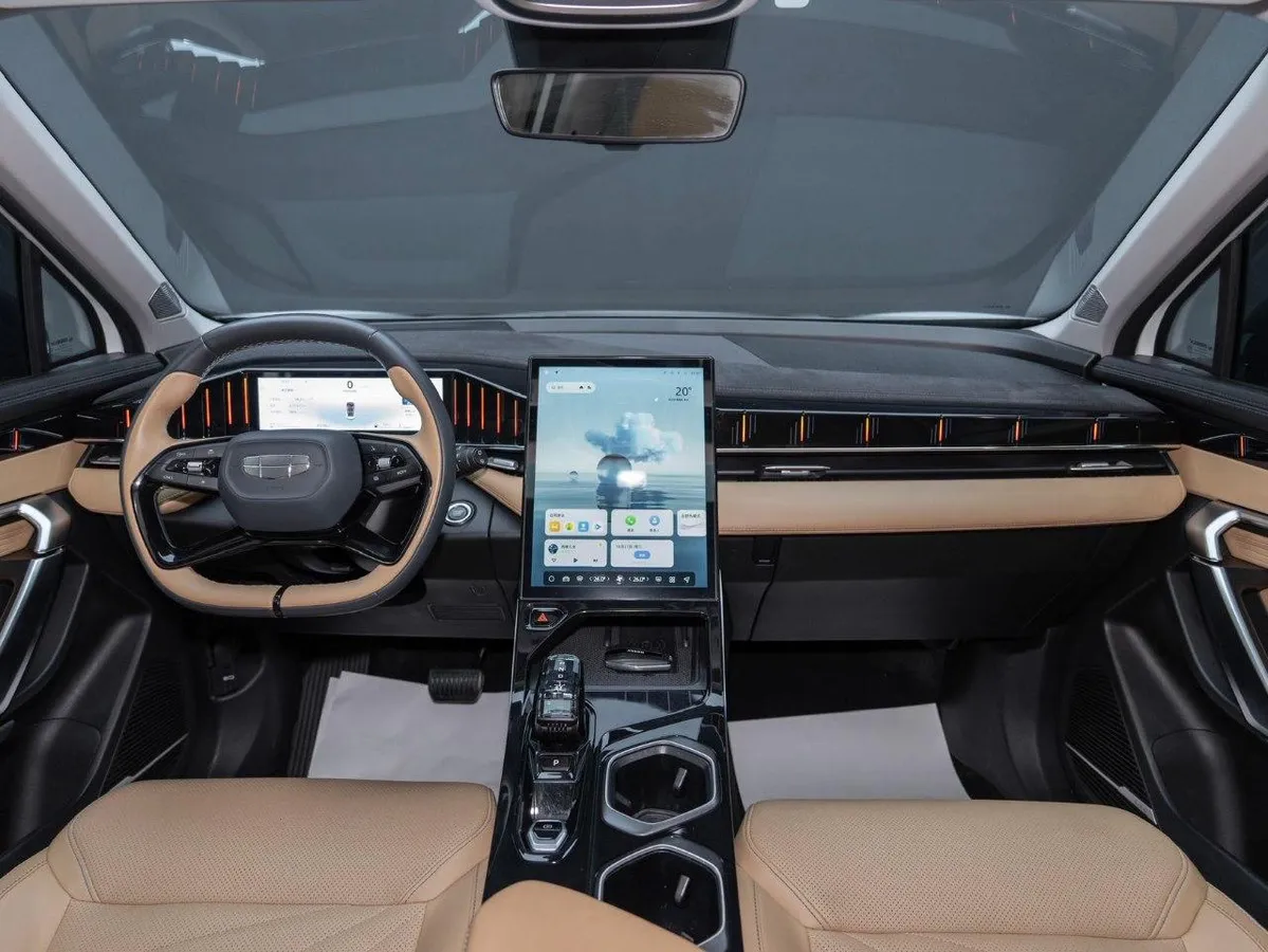 GEELY BOYUE L PREMIUM 2023