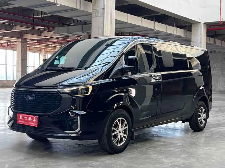 FORD TRANSIT 9 2023