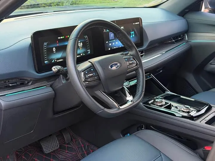 FORD EQUATOR SPORT PREMIUM 2023