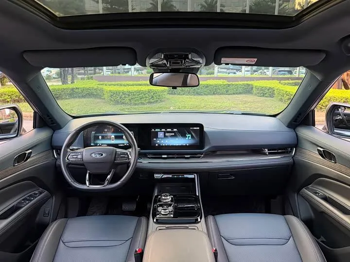 FORD EQUATOR SPORT PREMIUM 2023