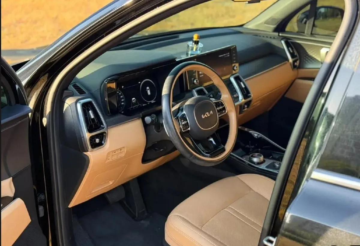 KIA SORENTO NOBLESSE 2023