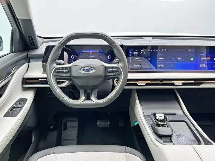 FORD EDGE L AWD 2023