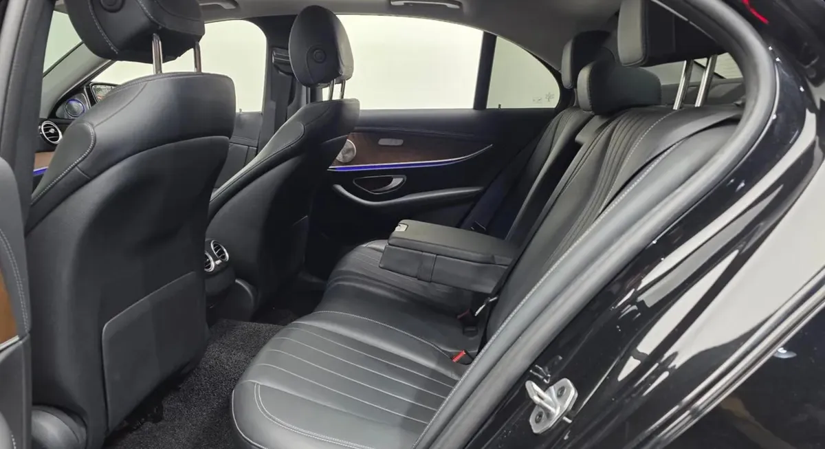 MERCEDES-BENZ W213 E220D EXCLUSIVE 2019
