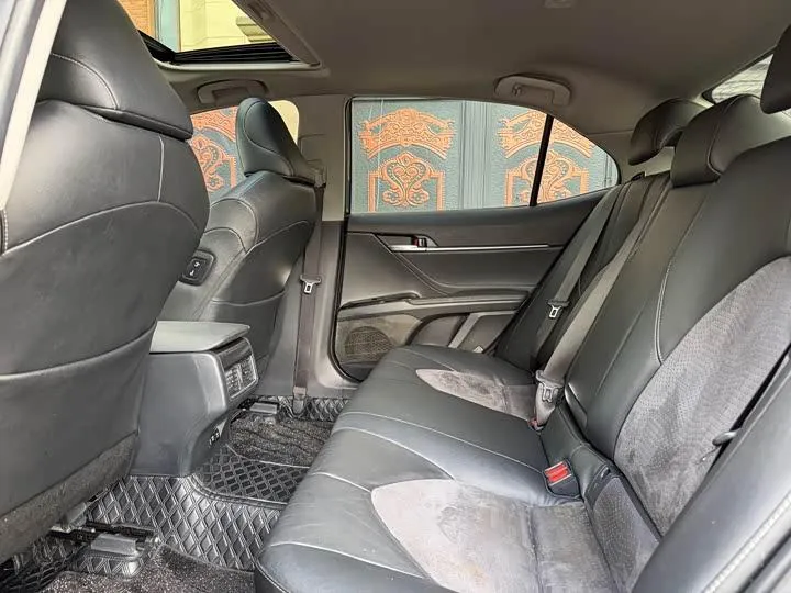 TOYOTA CAMRY 2022
