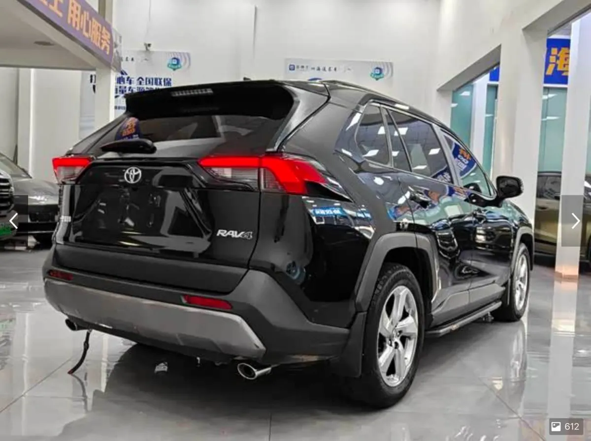 TOYOTA RAV4 2022