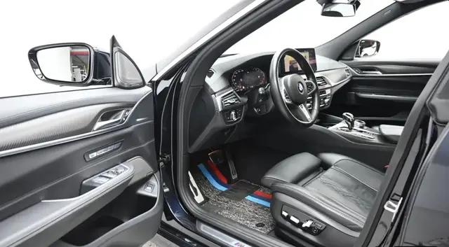 BMW 6 SERIES GT 2023