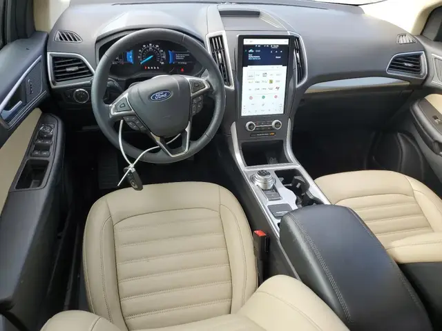 FORD EDGE SEL 2023