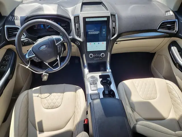 FORD EDGE TITANIUM AWD 2023