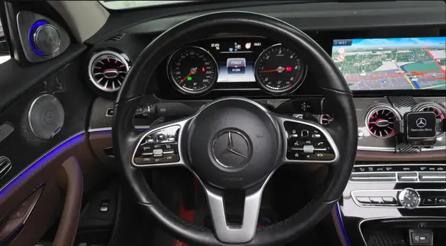 MERCEDES-BENZ W213 E220D AVANTGARDE 2019