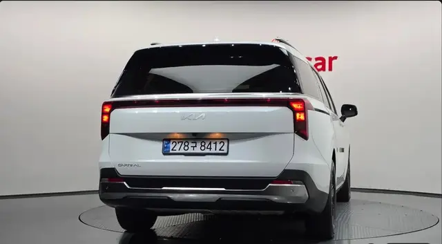 KIA CARNIVAL NOBLESSE 2023