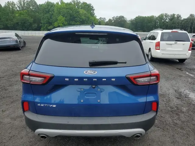 FORD ESCAPE 2023