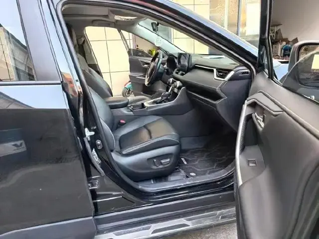 TOYOTA RAV4 ELITE 2023