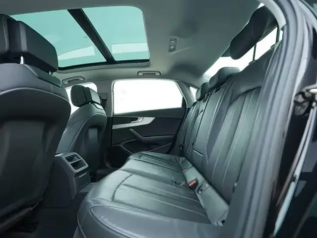 AUDI A4L 2022