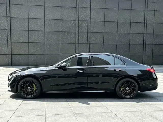 MERCEDES-BENZ C-CLASS 2023