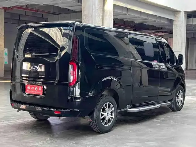 FORD TRANSIT 9 2023