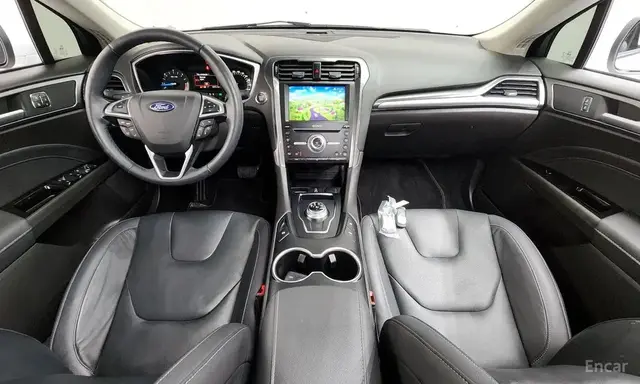 FORD MONDEO 2020