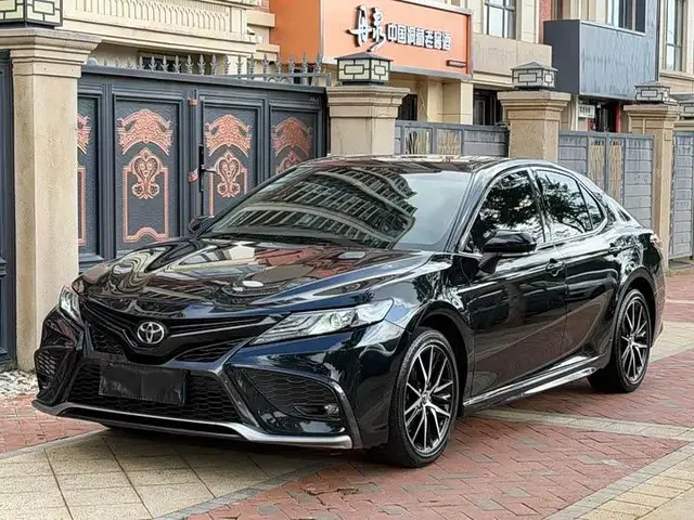 TOYOTA CAMRY 2022