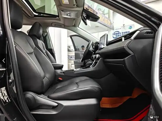 TOYOTA RAV4 2022