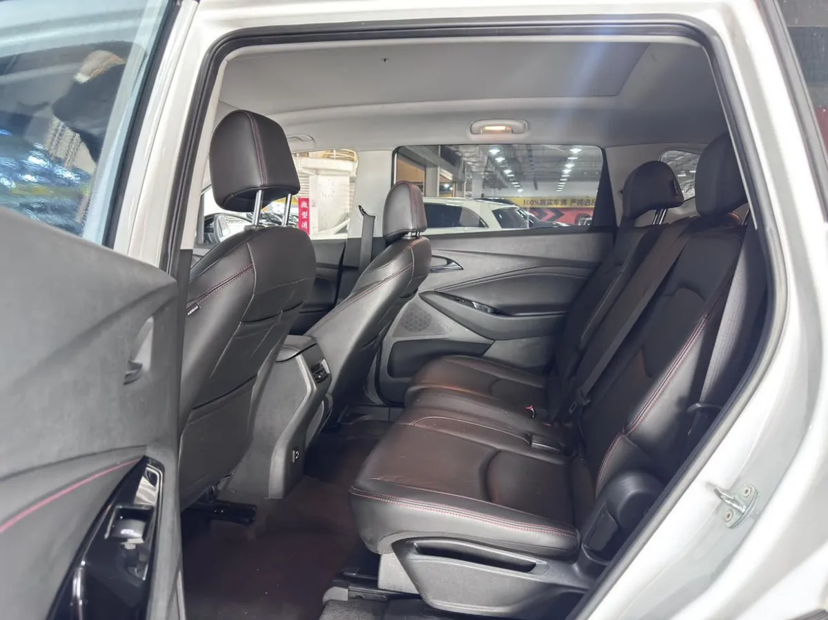 CHEVROLET ORLANDO REDLINE ORLANDO MILD HYBRID REDLINE 2023