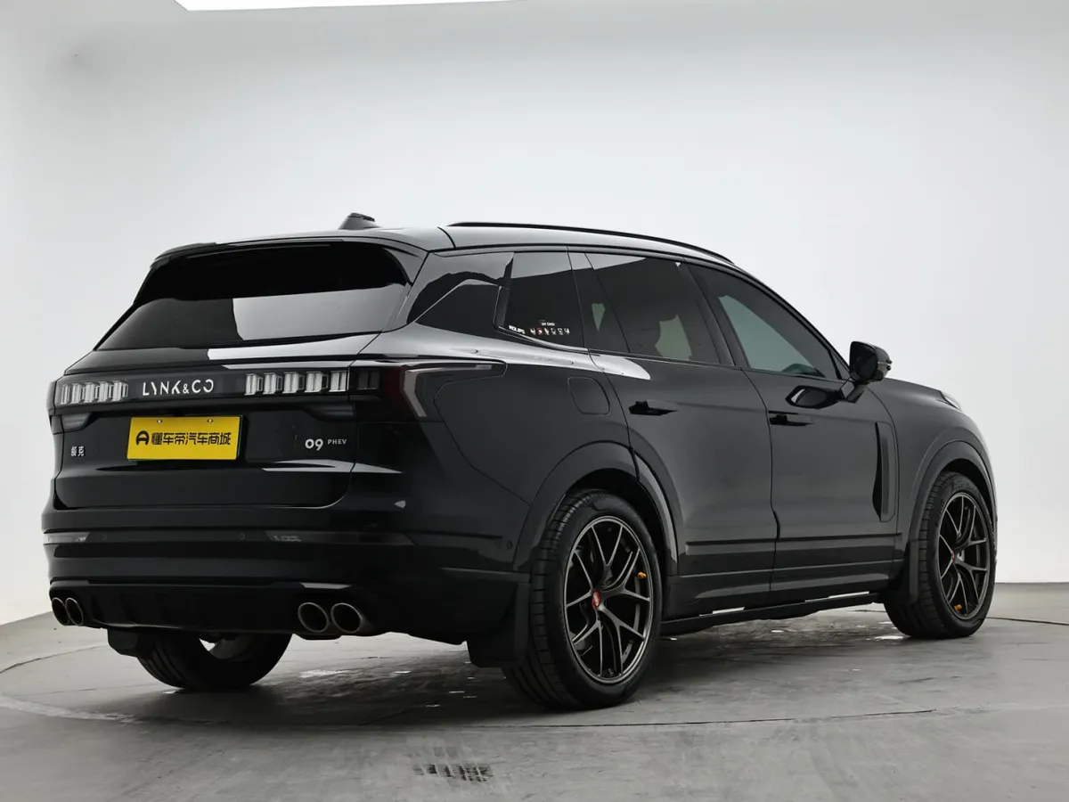 LYNK & CO 09 EM-P PERFORMANCE EDITION 2022