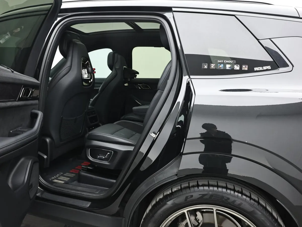 LYNK & CO 09 EM-P PERFORMANCE EDITION 2022