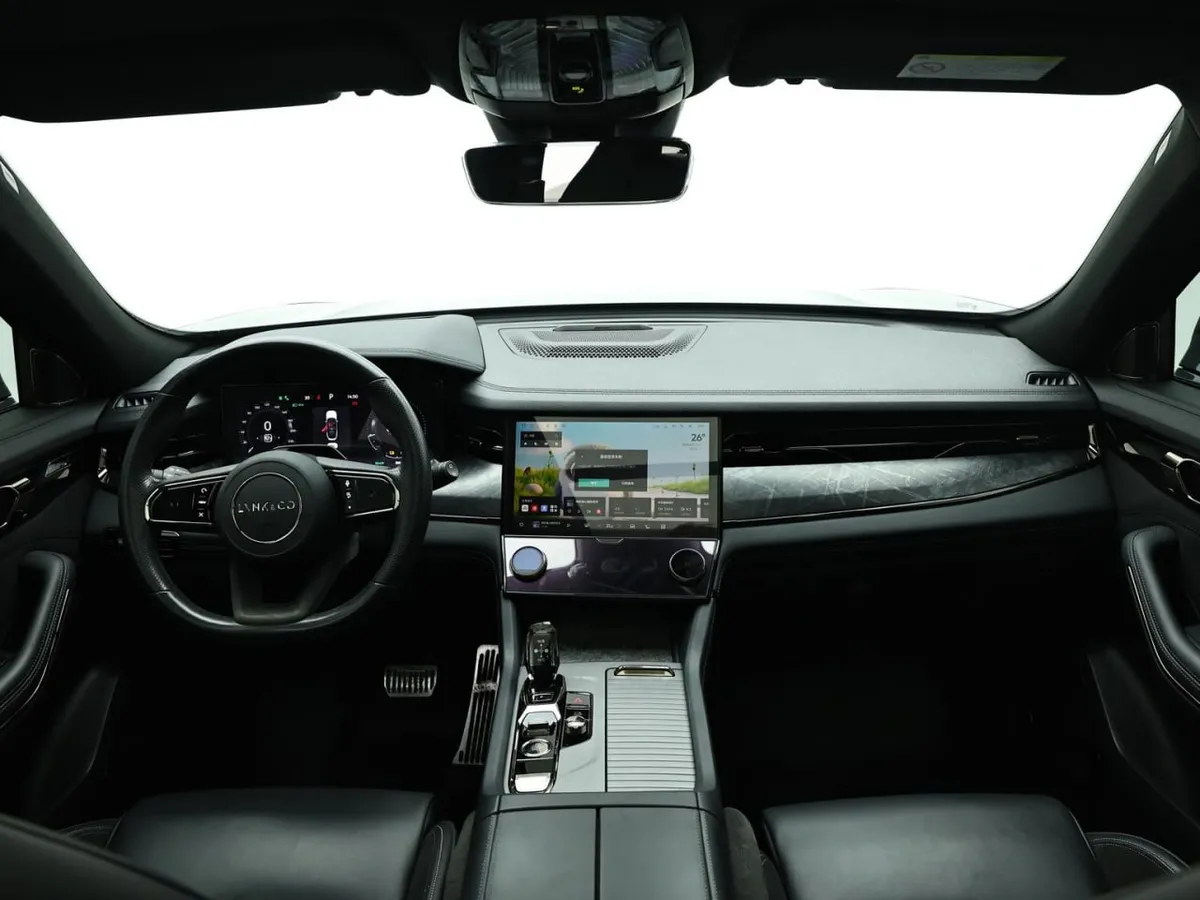 LYNK & CO 09 EM-P PERFORMANCE EDITION 2022