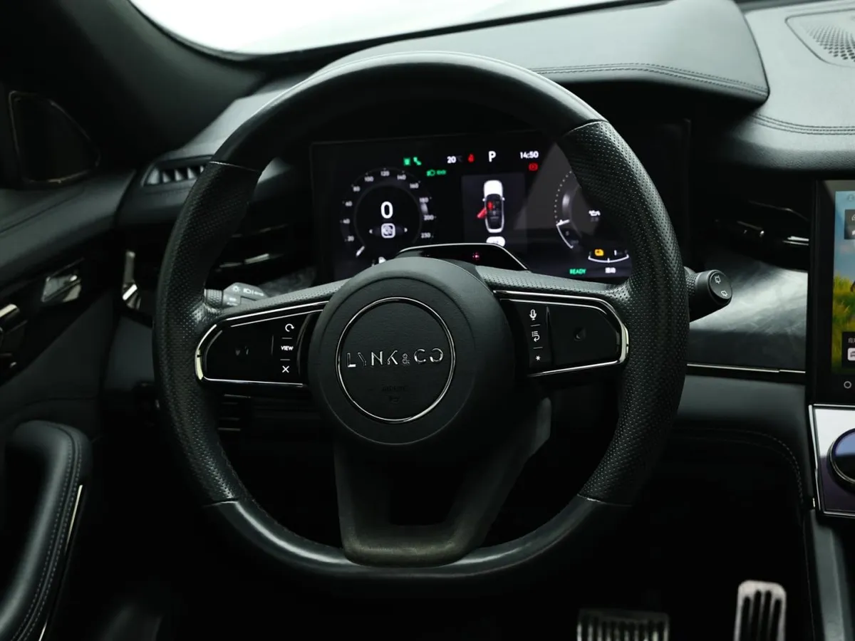 LYNK & CO 09 EM-P PERFORMANCE EDITION 2022