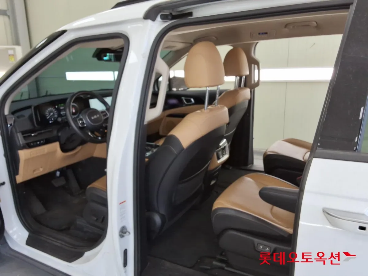 KIA CARNIVAL SIGNATURE 2022