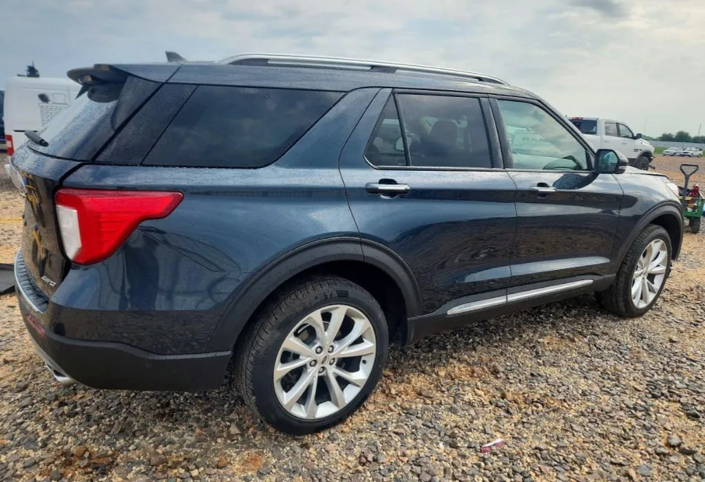 FORD EXPLORER 2026